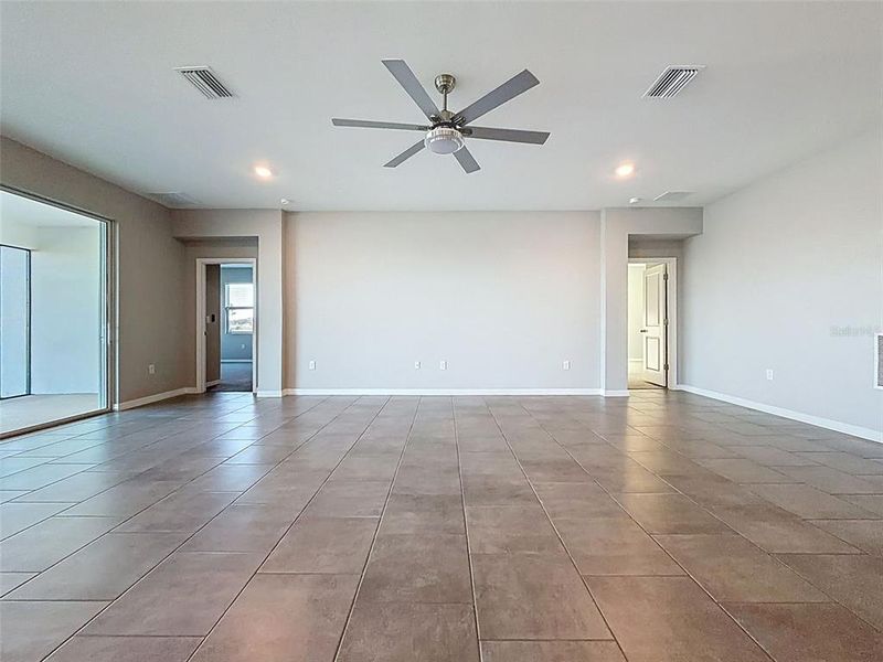 Spacious, unfurnished interior of a new home in , San Antonio (Image 40). Spacious, unfurnished interior of a new home in , San Antonio (Image 40).