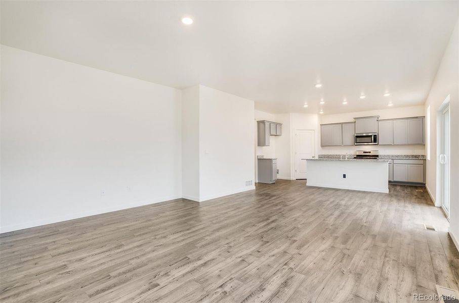 Spacious, unfurnished interior of a new home in Spring Valley Ranch, Elizabeth (Image 27).