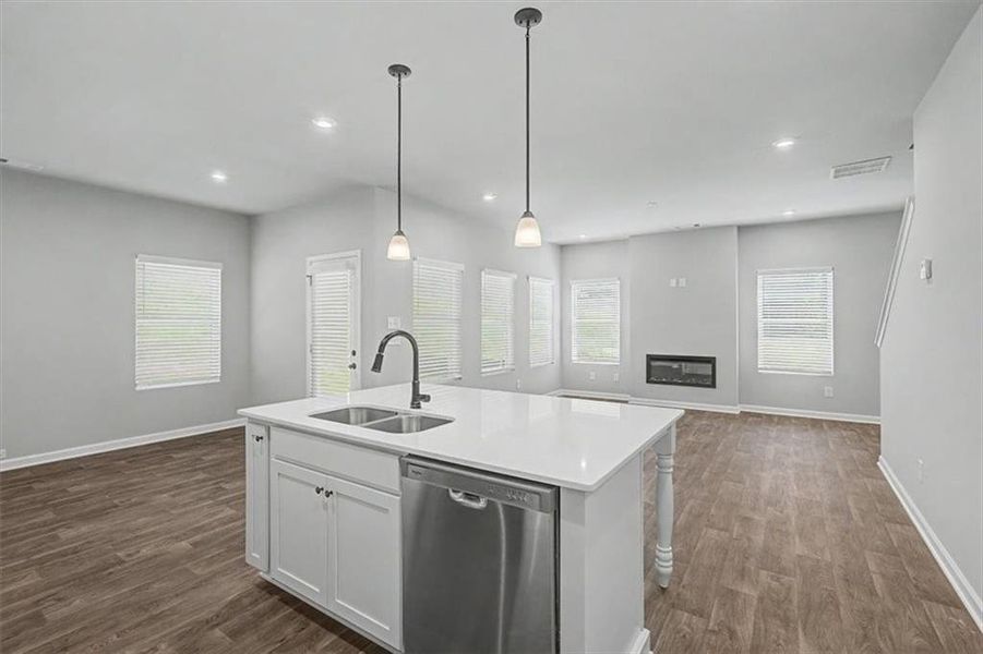 Furnished interior view inside a new home in Sawmill Creek, Mableton (Image 10).