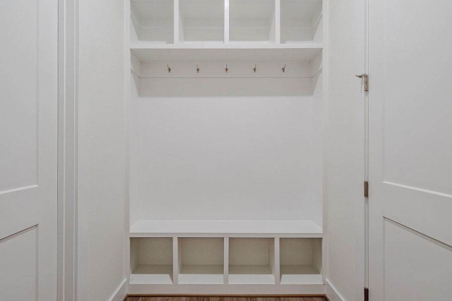 Convenient storage area providing additional organizational space Convenient storage area providing additional organizational space