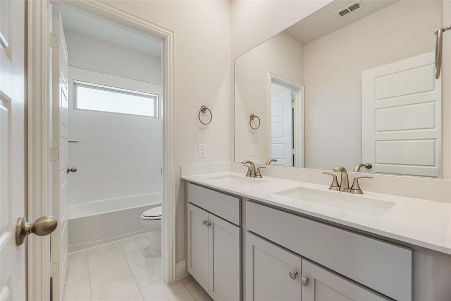 Furnished interior view inside a new home in Spiritas Ranch, Little Elm (Image 10).