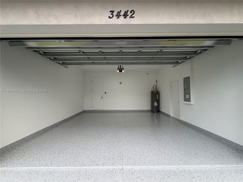 Spacious, unfurnished interior of a new home in , Naples (Image 24). Spacious, unfurnished interior of a new home in , Naples (Image 24).