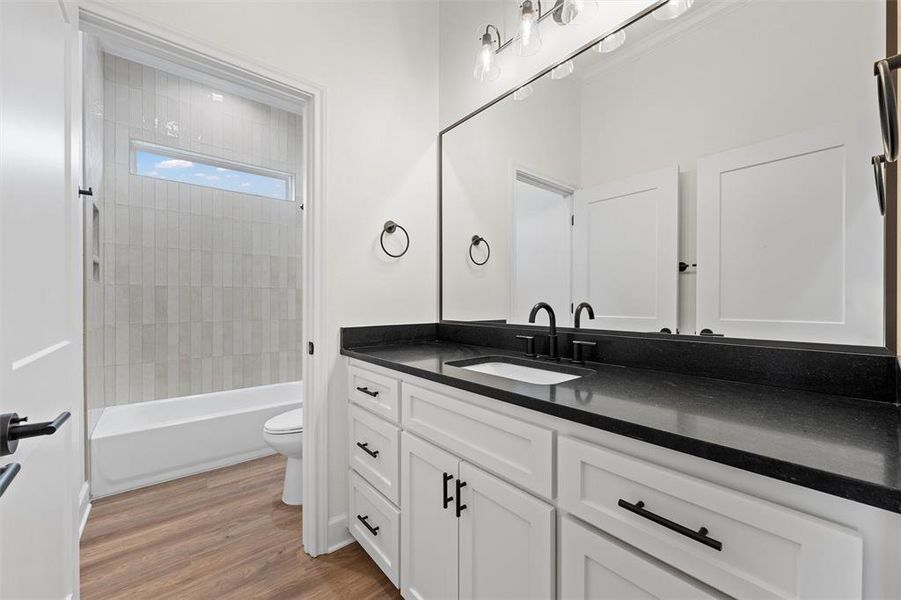 Furnished interior view inside a new home in , Lorena (Image 9).