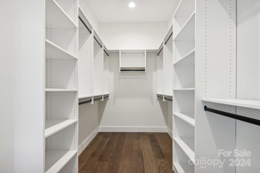 Image 33 of a home in . Image 33 of a home in .