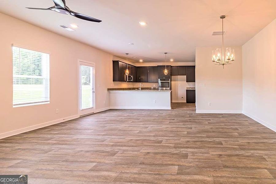 Spacious, unfurnished interior of a new home in Fern Dale, Fairburn (Image 11).