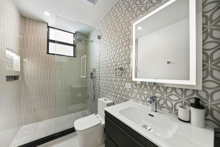 Furnished interior view inside a new home in , Lighthouse Point (Image 6).