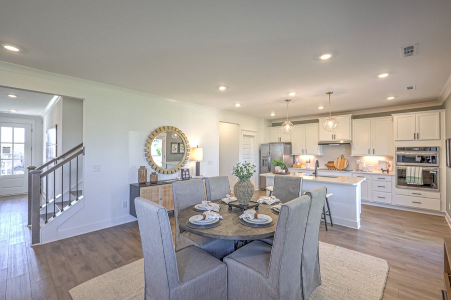 *Photo of model home. Selections and finishes may vary. *Photo of model home. Selections and finishes may vary.