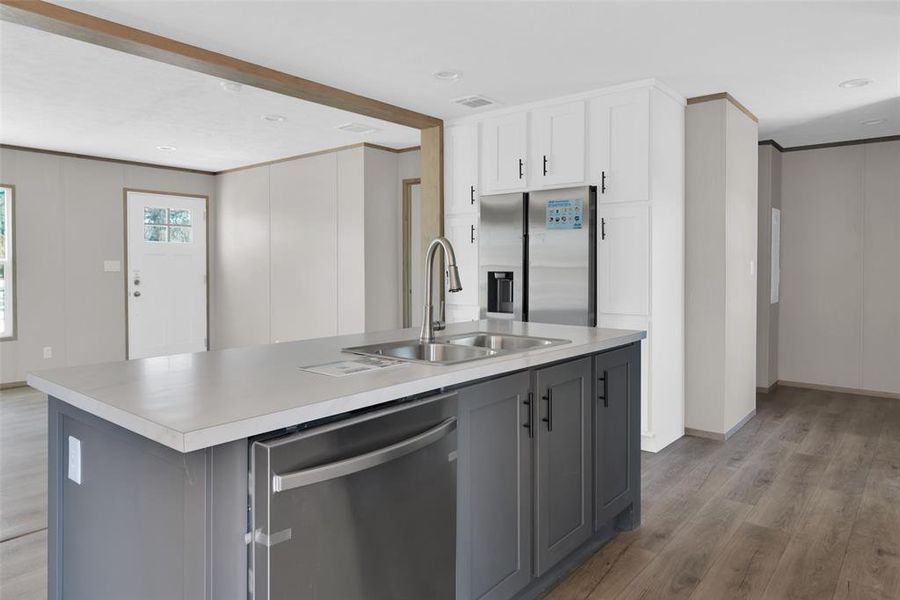 Furnished interior view inside a new home in , Whitesboro (Image 5).