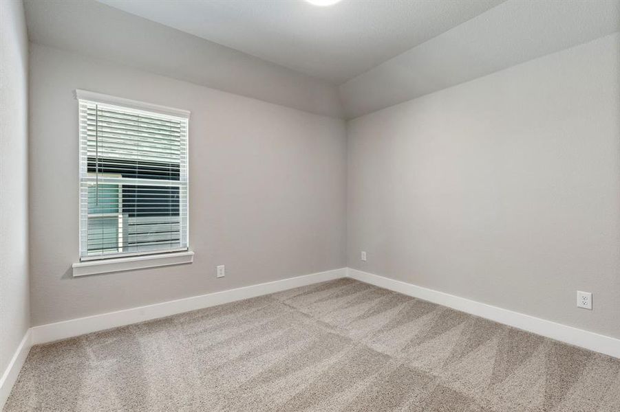 Spacious, unfurnished interior of a new home in Painted Tree Woodland West, McKinney (Image 28).