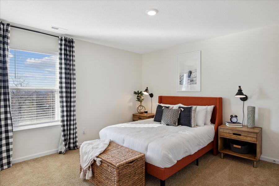 Representative furnished interior of a home built from the Penwell by D.R. Horton in Isabel Estates, Knoxville (Image 15).