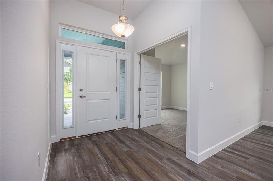Spacious, unfurnished interior of a new home in Kirkland Farms, Alachua (Image 28).
