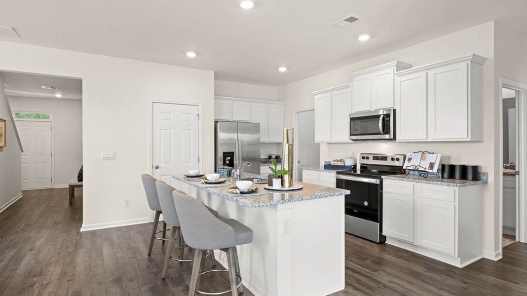 Representative furnished interior of a home built from the Robie by D.R. Horton in Kingston Ranch at Lake Oconee, Buckhead (Image 6).