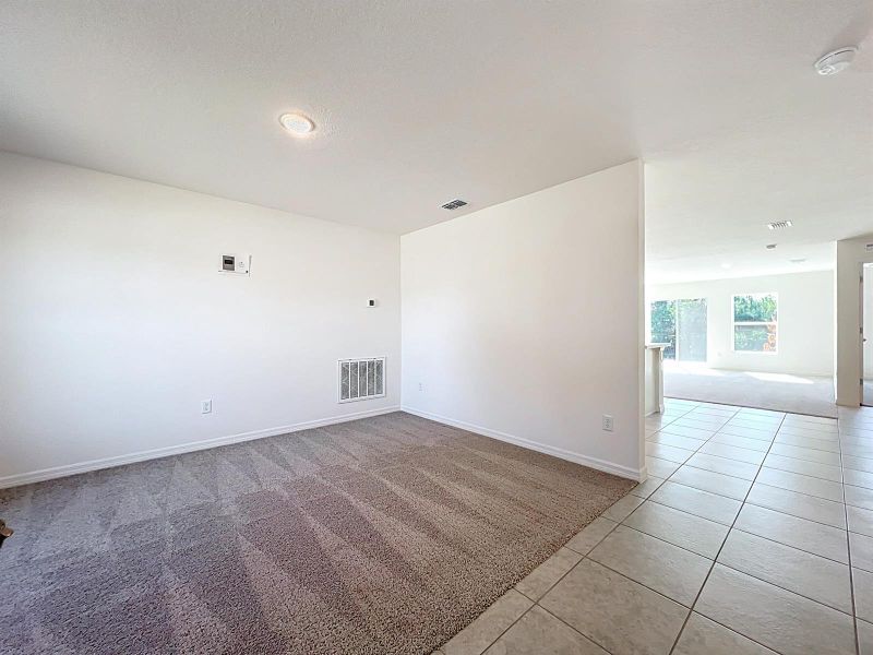 1390 Schumann Drive-19
