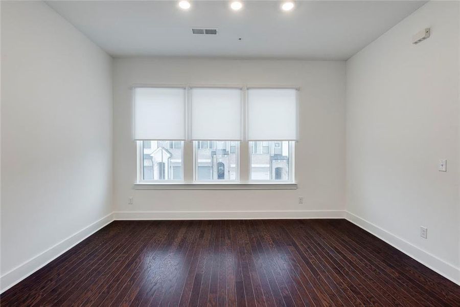 Spacious, unfurnished interior of a new home in Ashbury, Roswell (Image 45).