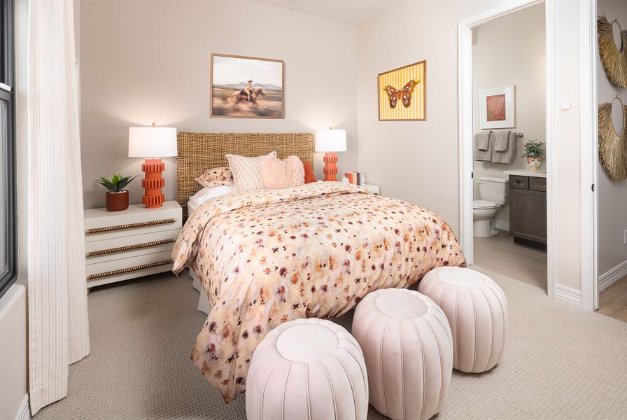 Representative furnished interior of a home built from the Heron by Taylor Morrison in Verdin Odyssey Collection, Phoenix (Image 15).