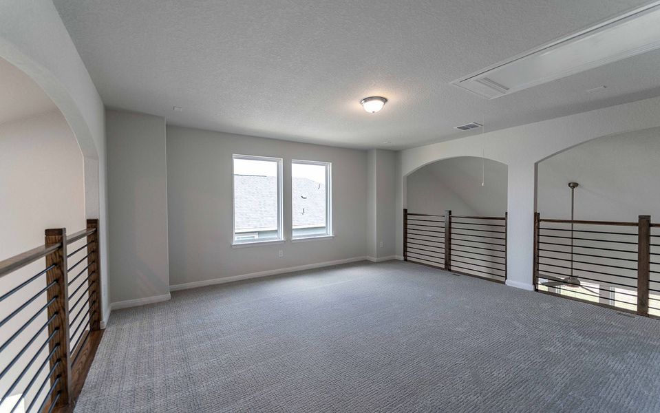 Spacious, unfurnished interior of a new home in Homestead, Schertz (Image 29).
