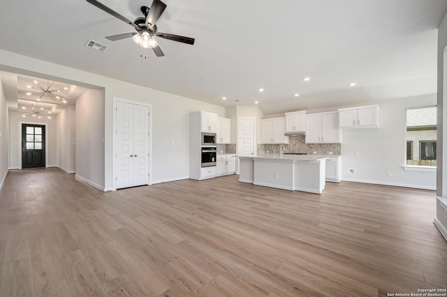 Image 33 of a home in Meyer Ranch.