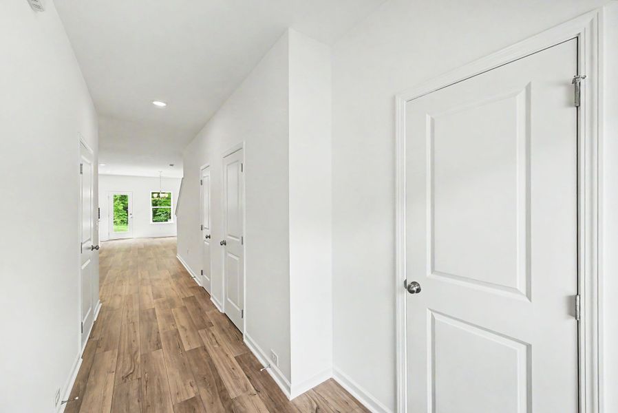 Spacious, unfurnished interior of a new home in Ironhorse, Dickson (Image 21).