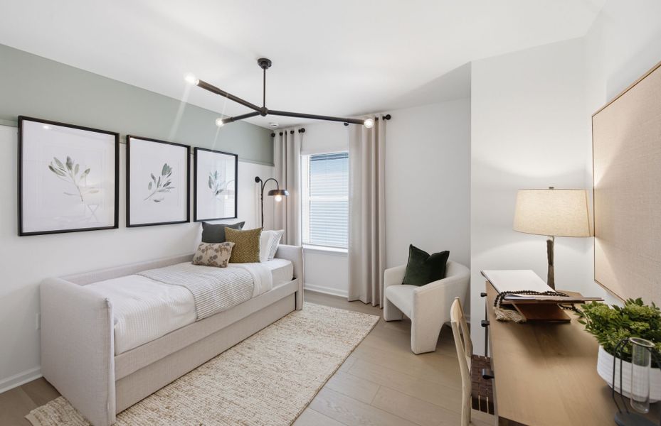Representative furnished interior of a home built from the Mill Run by Pulte Homes in Reagan Landing, Bradenton (Image 14).