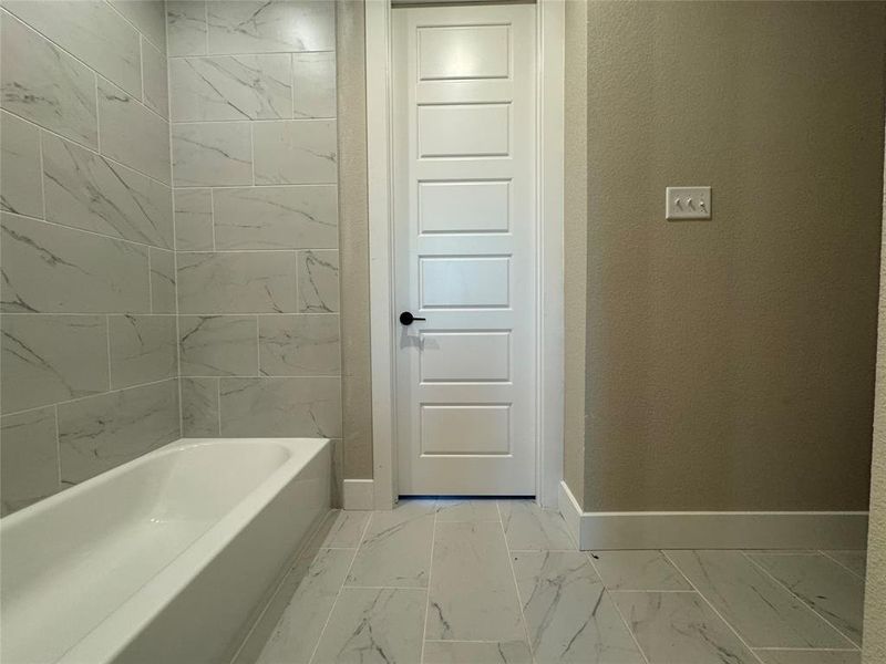 Image 17 of a home in Coyote Crossing. Image 17 of a home in Coyote Crossing.