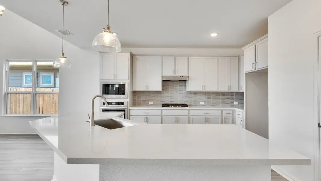 Furnished interior view inside a new home in Spring Creek, Taylor (Image 3).