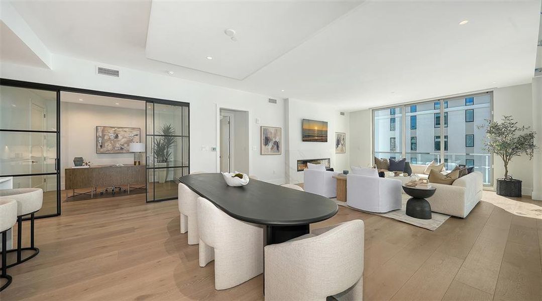 Furnished interior view inside a new home in , Sarasota (Image 28). Furnished interior view inside a new home in , Sarasota (Image 28).