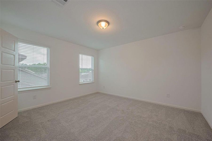 Spacious, unfurnished interior of a new home in , Dayton (Image 19).