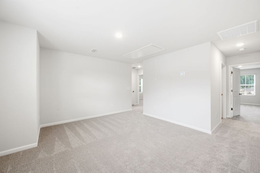 Spacious, unfurnished interior of a new home in Grand Arbor, Blythewood (Image 34). Spacious, unfurnished interior of a new home in Grand Arbor, Blythewood (Image 34).