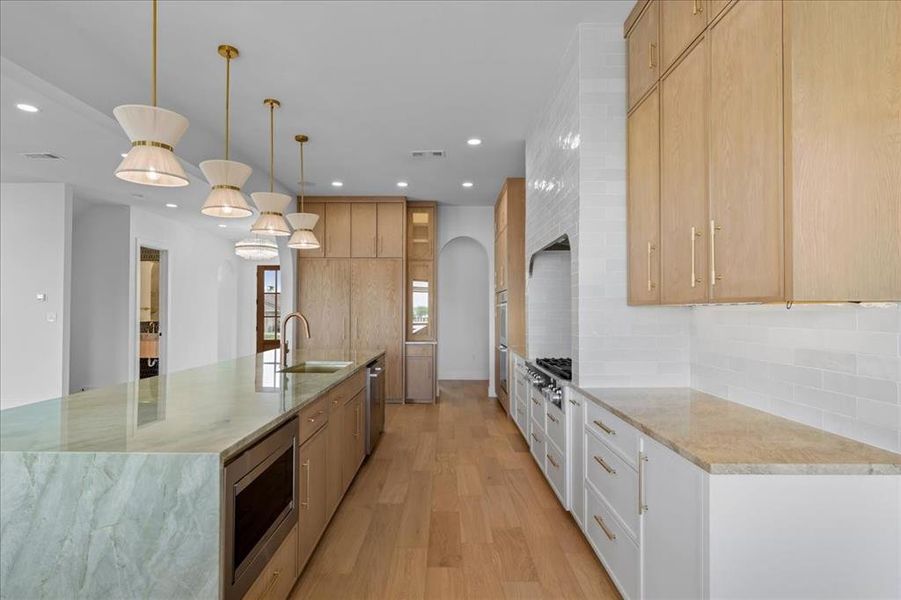 Furnished interior view inside a new home in , Frisco (Image 18).