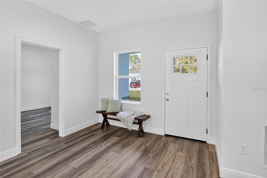 Furnished interior view inside a new home in , Citrus Springs (Image 11).