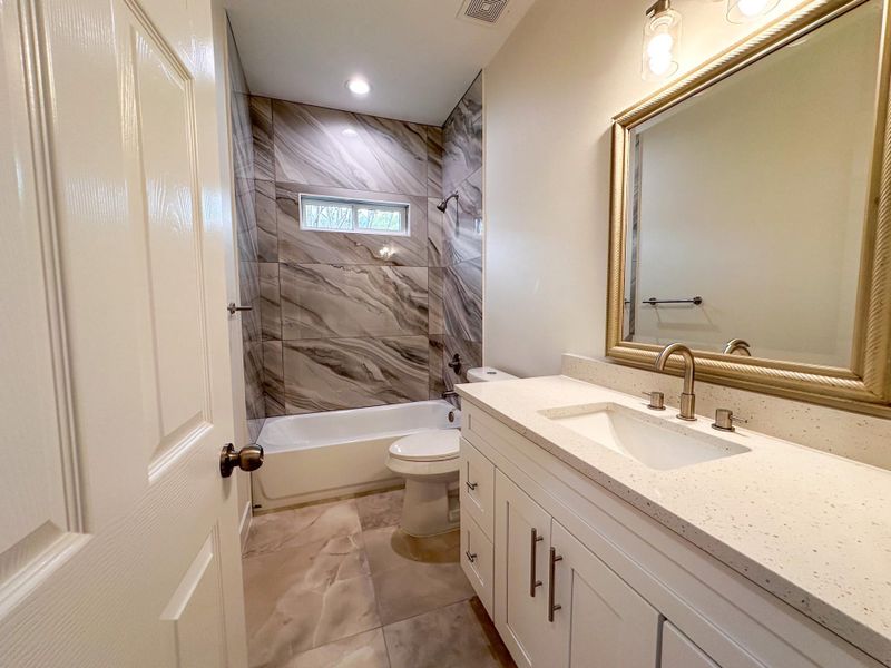 Furnished interior view inside a new home in , Lockhart (Image 9).