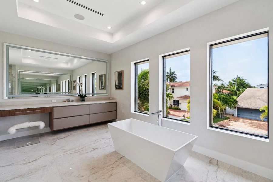 354 NE 4th St Boca Raton FL 47