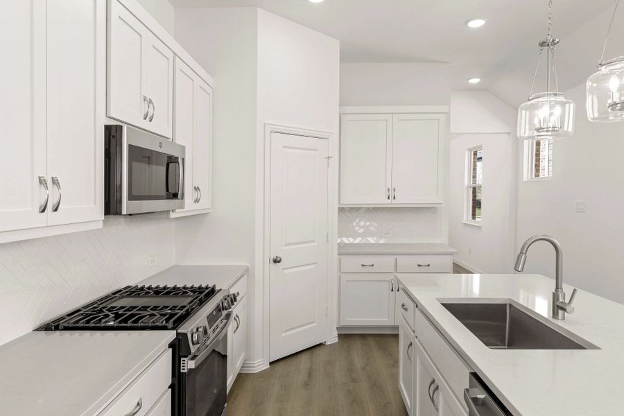 Kitchen Representative Photo