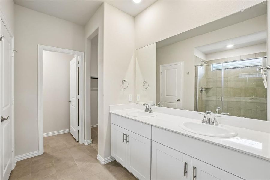Furnished interior view inside a new home in Stella Hills, Denton (Image 12).