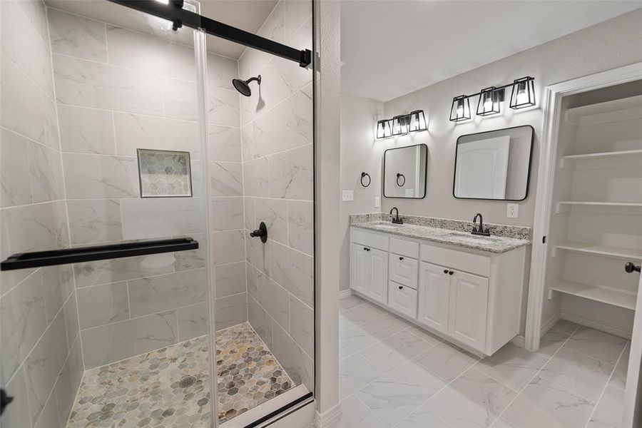 Walk-in closet