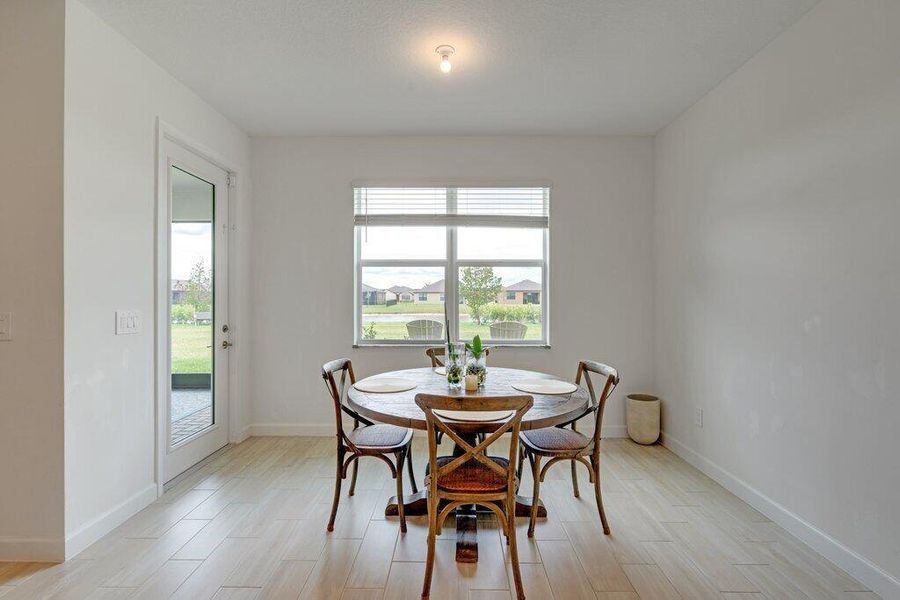 Breakfast Nook.jpeg-SMALL Breakfast Nook.jpeg-SMALL