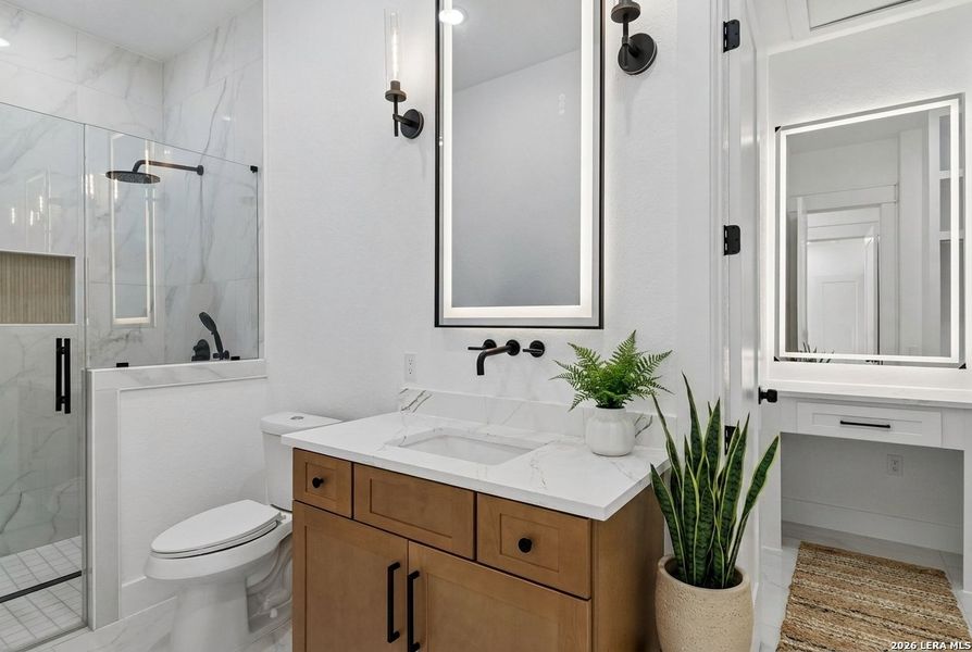Furnished interior view inside a new home in , La Vernia (Image 10).