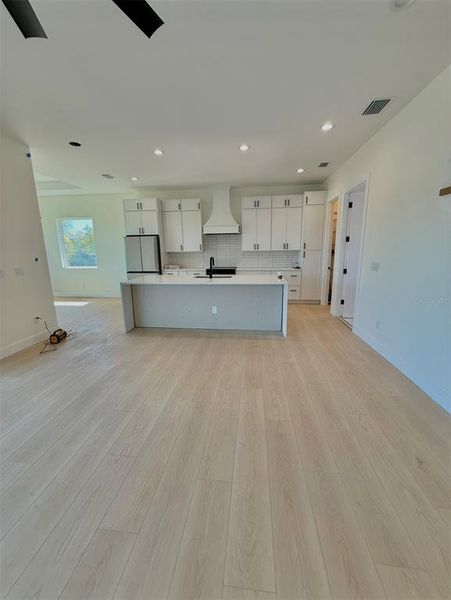 Spacious, unfurnished interior of a new home in , Port Richey (Image 18).