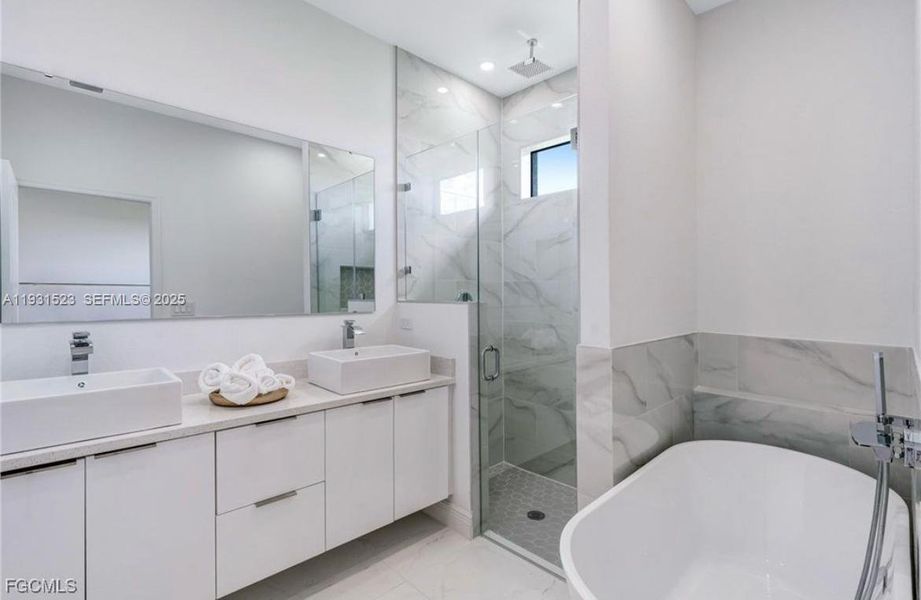 Furnished interior view inside a new home in , Labelle (Image 9).