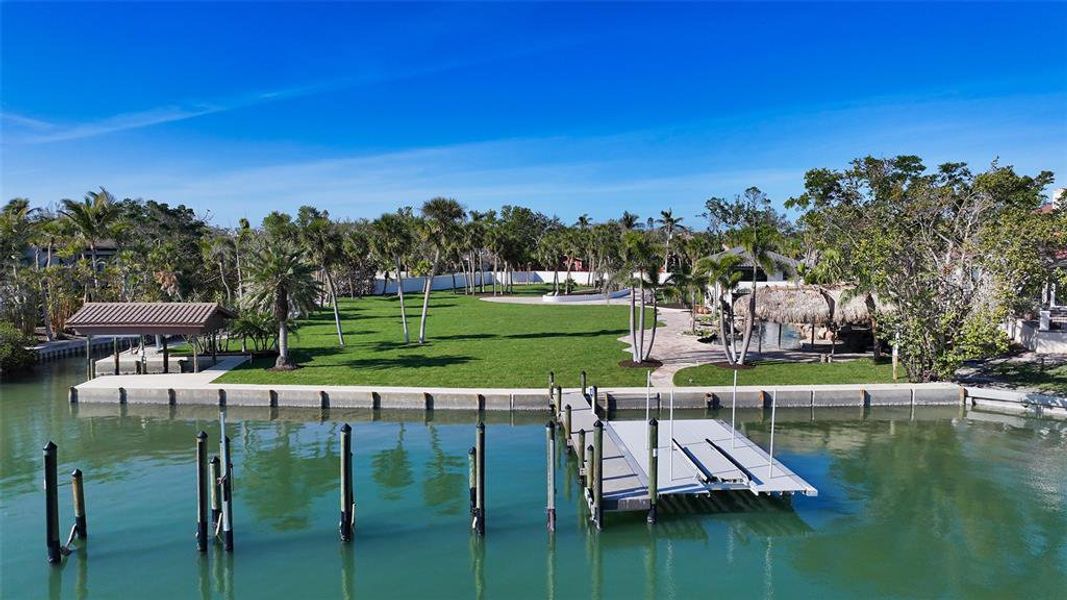 Community amenities in , Sarasota (Image 4). Community amenities in , Sarasota (Image 4).