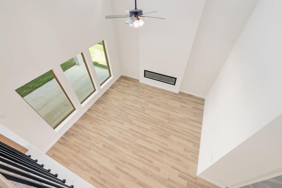 Spacious, unfurnished interior of a new home in Parmer Ranch - 60', Georgetown (Image 21).