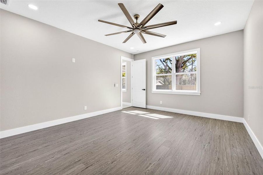 Spacious, unfurnished interior of a new home in , Masaryktown (Image 49).