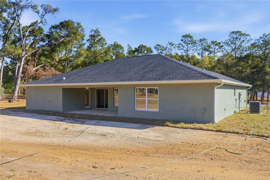 Exterior details and patio area of a home in , Ocala (Image 19). Exterior details and patio area of a home in , Ocala (Image 19).
