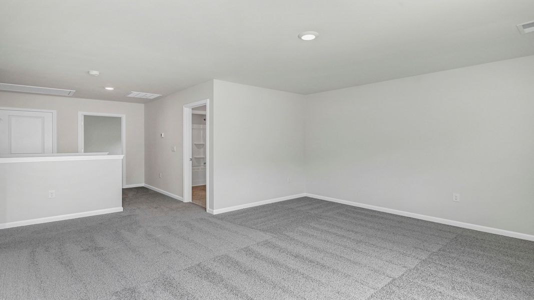 Spacious, unfurnished interior of a new home in Hunter's Branch, Hopkins (Image 18).