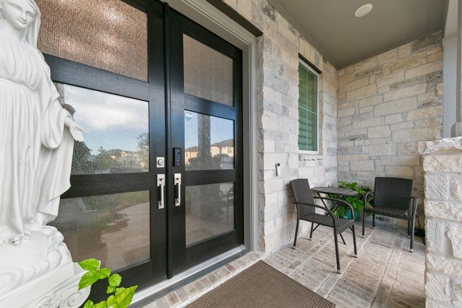 Exterior details and patio area of a home in Trillium, Richmond (Image 3).