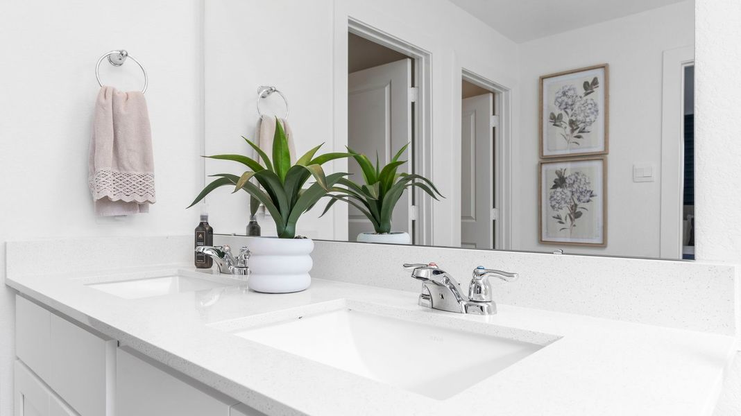 Close-up of interior finishes inside a home in Caldwell Crossing, Iowa Colony (Image 17).