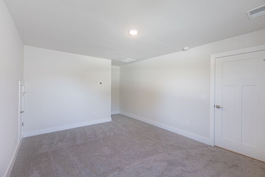 Representative unfurnished interior of a home built from the Barnard II by Great Southern Homes in Shady Grove, Conway (Image 45).