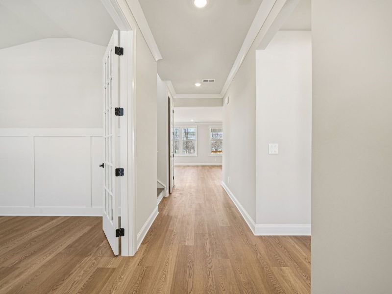 Spacious, unfurnished interior of a new home in Vines at Mill Creek - Legacy Series, Braselton (Image 14).