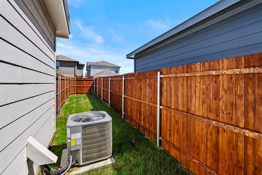 Exterior details and patio area of a home in Orchard Village, Fort Worth (Image 3).