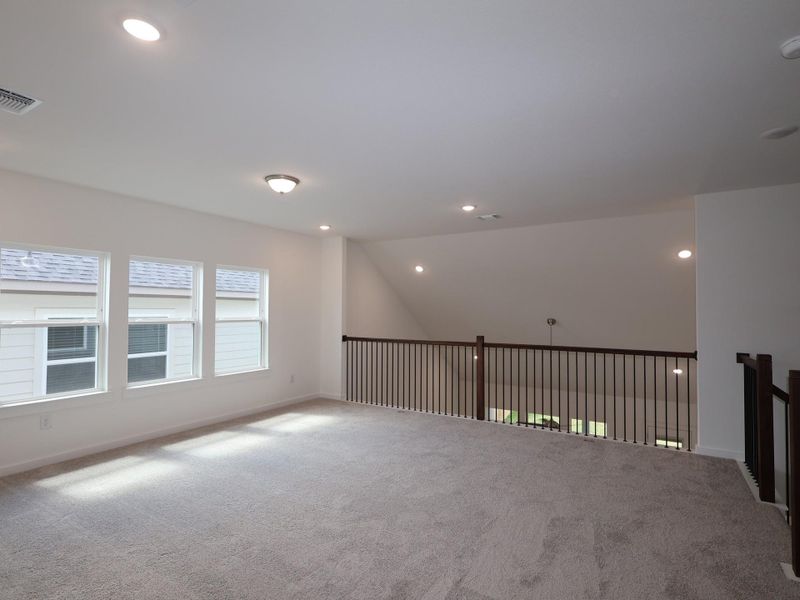 Spacious, unfurnished interior of a new home in Edgewood, Leander (Image 27). Spacious, unfurnished interior of a new home in Edgewood, Leander (Image 27).